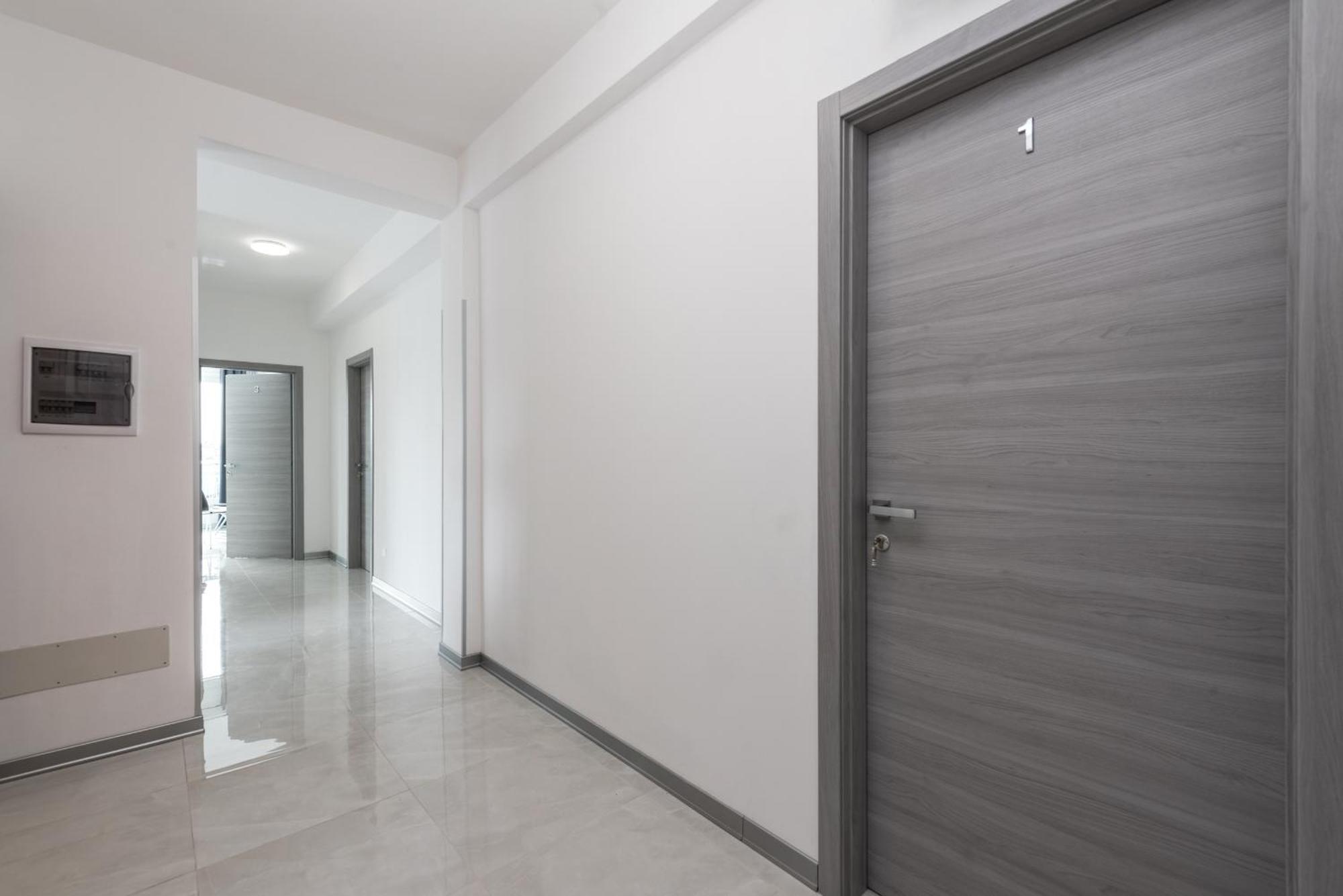 Travelershome Ciampino Airport Guesthouse 600M To Airport 外观 照片