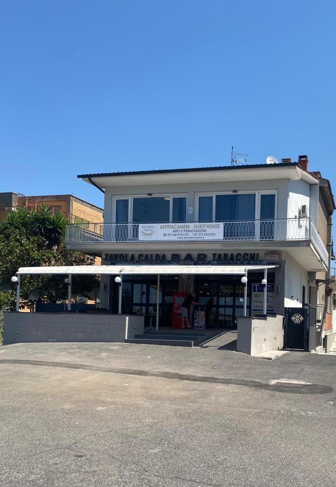 Travelershome Ciampino Airport Guesthouse 600M To Airport 外观 照片